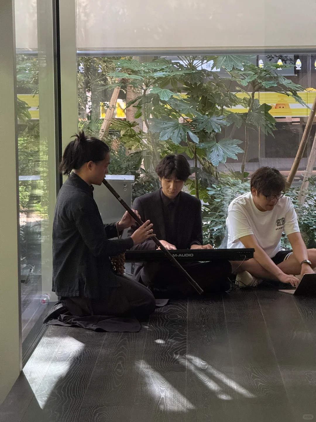 新展| 森冈书店×SIGMA