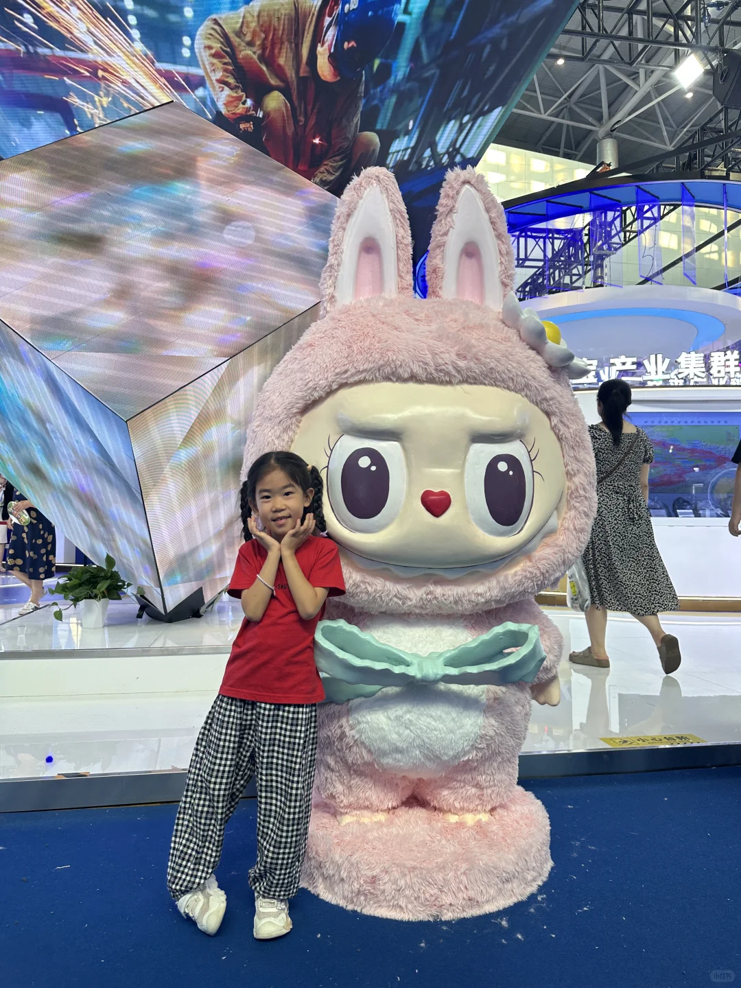 LABUBU｜这“泼天富贵”也算是让崽接上了