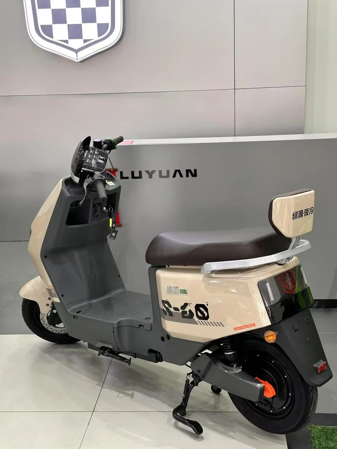 绿源s60，原价3580，关注=团购价2799!