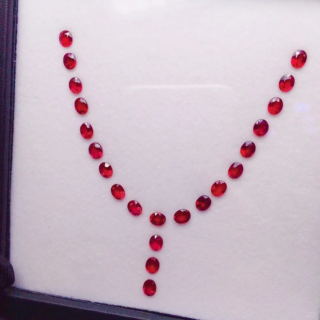 红宝石套链配石，你的时尚新宠！