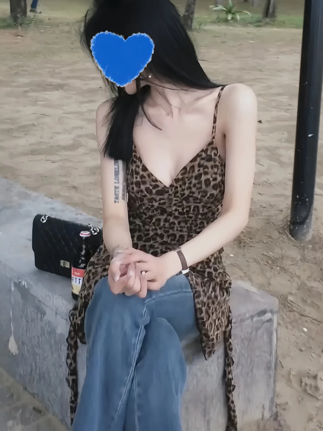 辣妹风短款上衣，夏日出街C位！