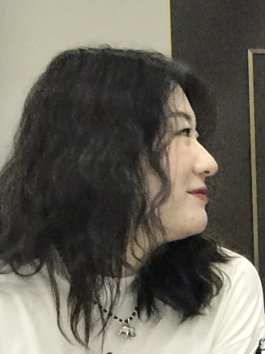 今天我的舅妈格外美丽