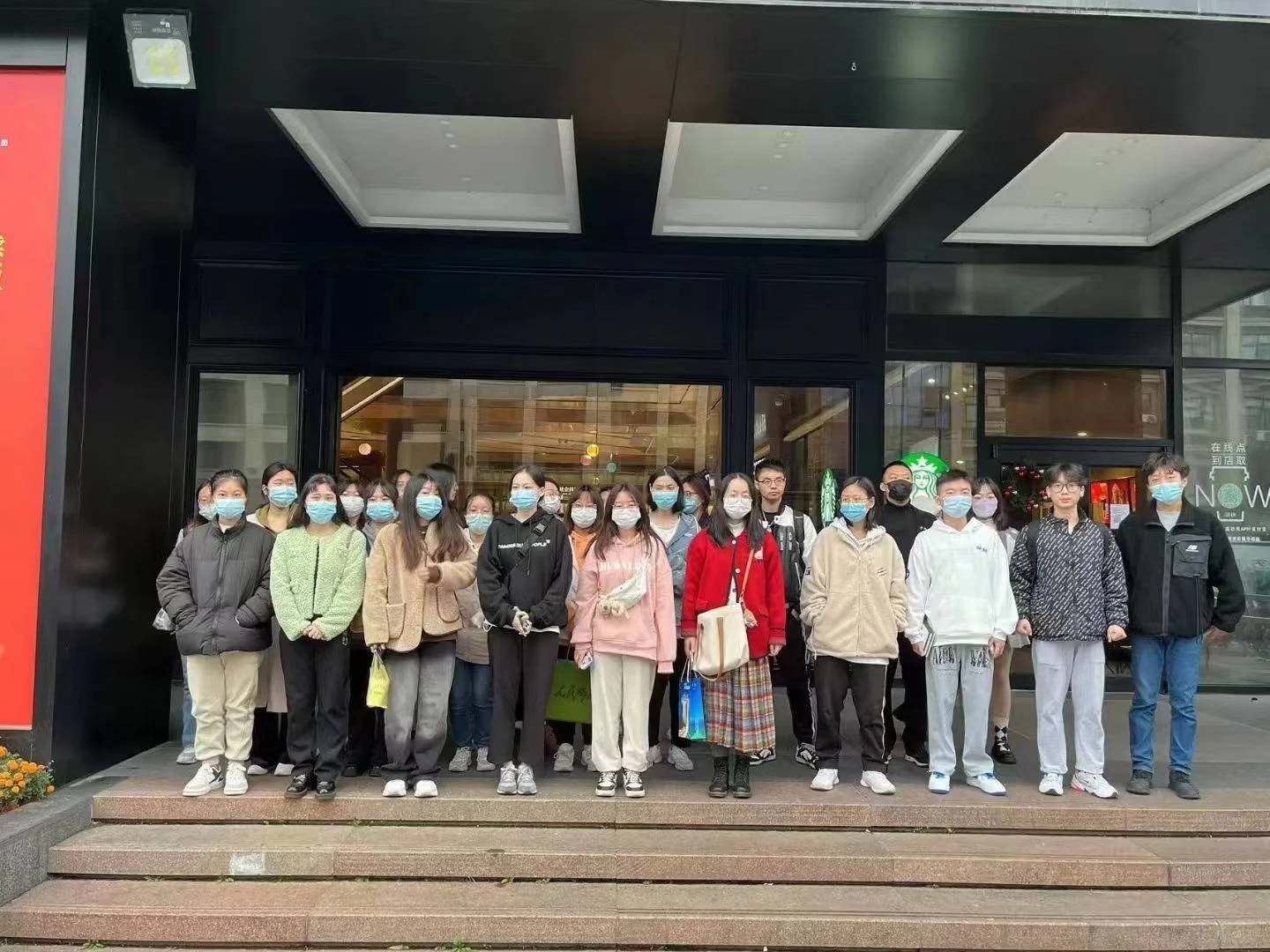 石家庄开会员工充场-拍视频照片充场-展