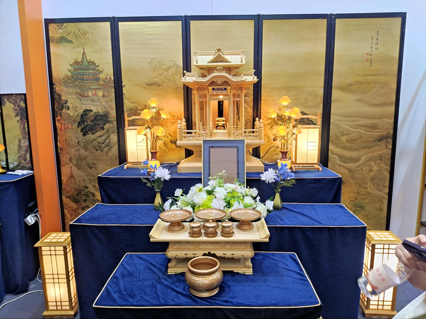 看一看，逝一逝，逛殡葬博览会