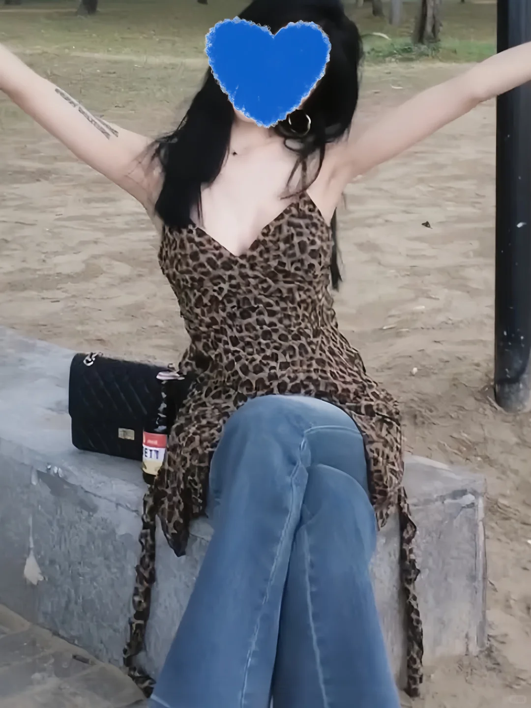 辣妹风短款上衣，夏日出街C位！