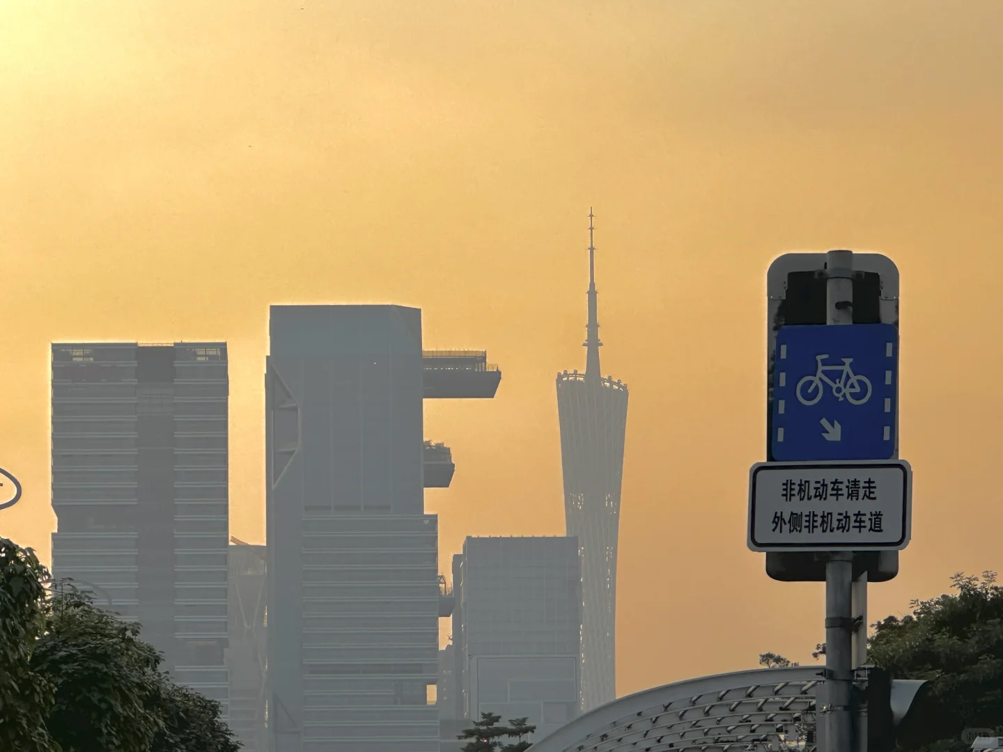 来广交会展馆看展了?️