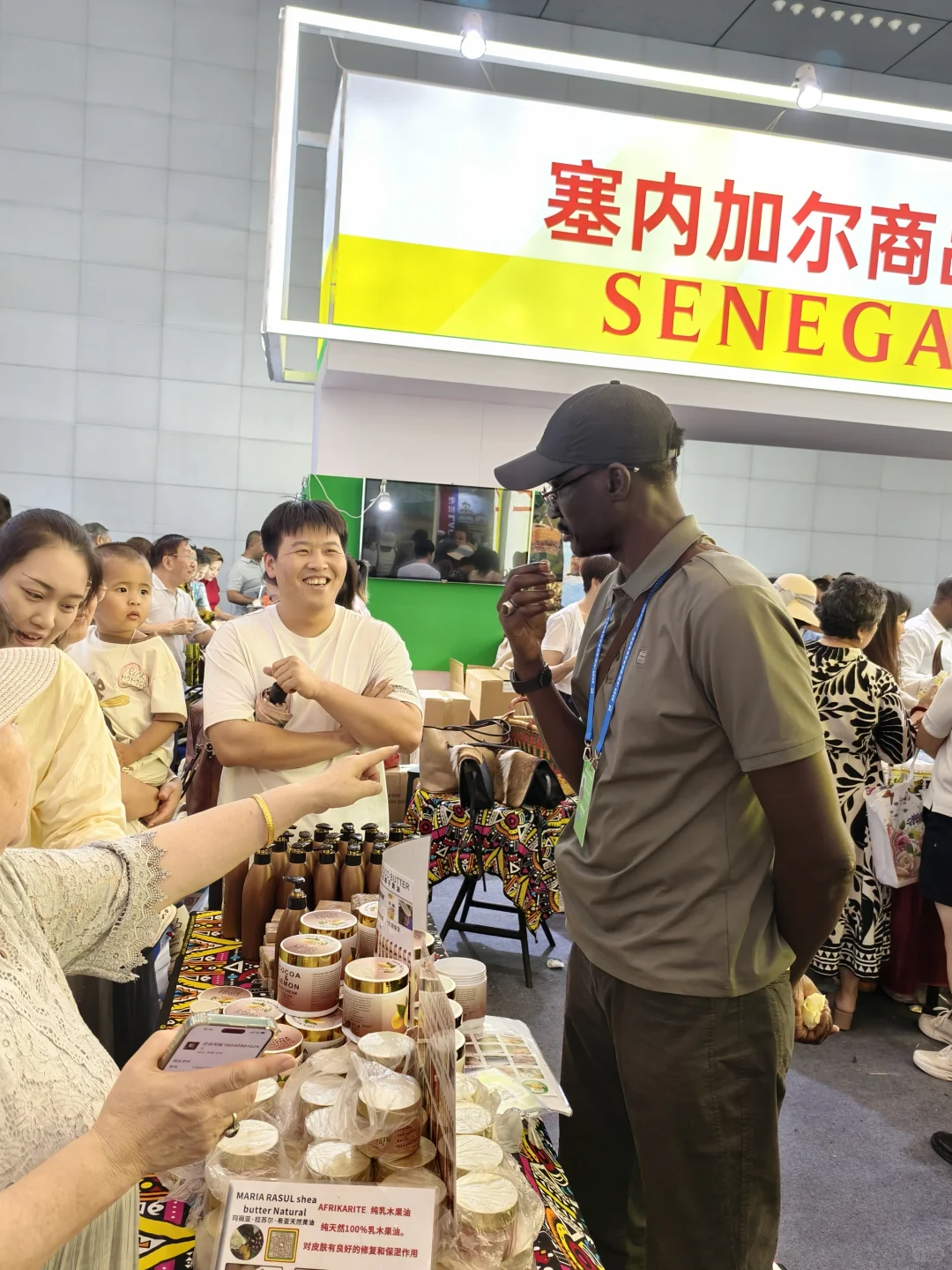 亚欧博览会上的真实体验女生请划走