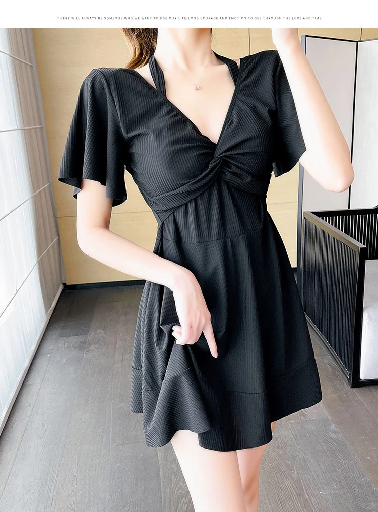 纯欲泳衣界 “黑马”！穿上直接封神?