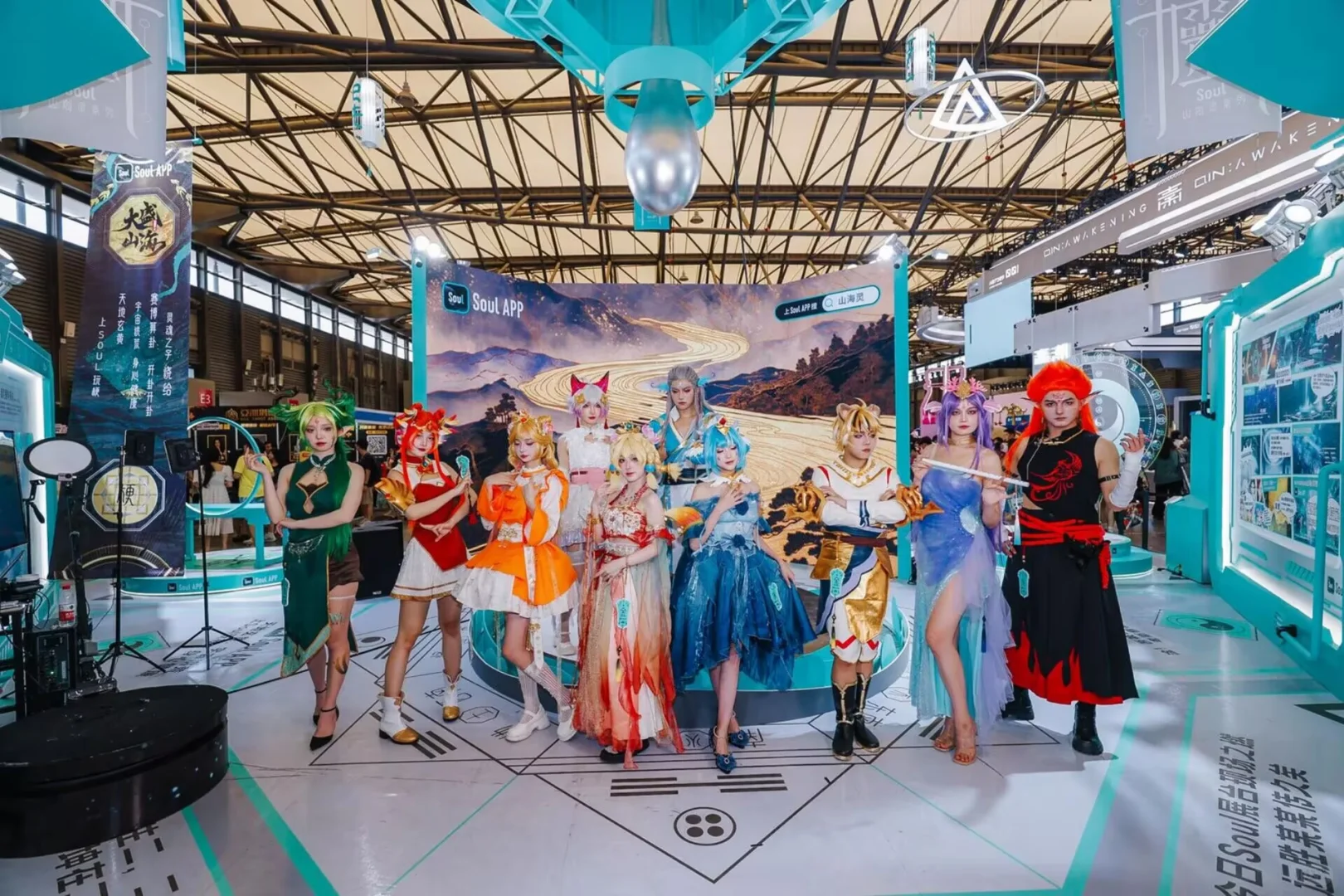 海南美陈展览 ||大型次元展位搭建君