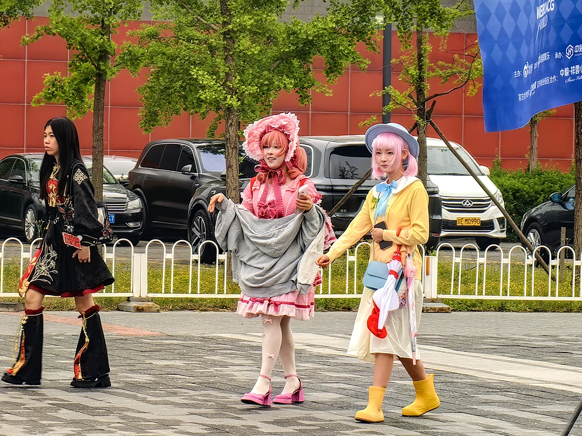 到国际展览中心看动漫展