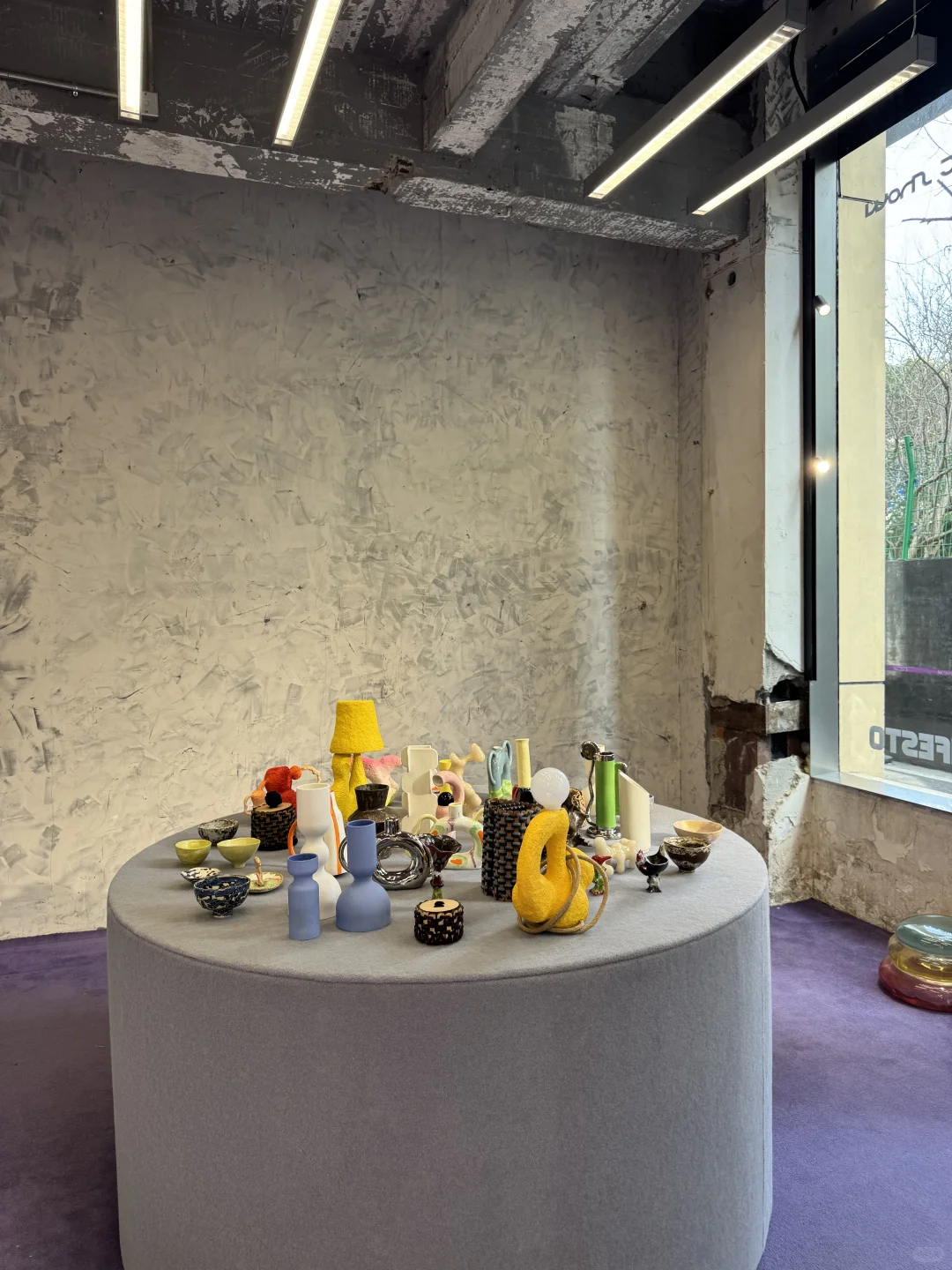 隔水相望的设计展