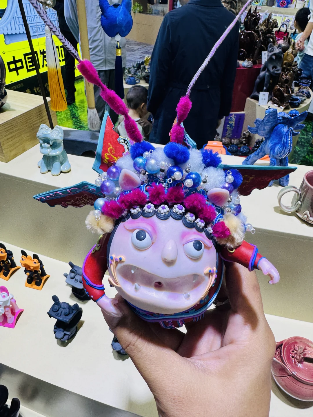 ?大家都来帮帮这位伊朗大叔！在南博会现场