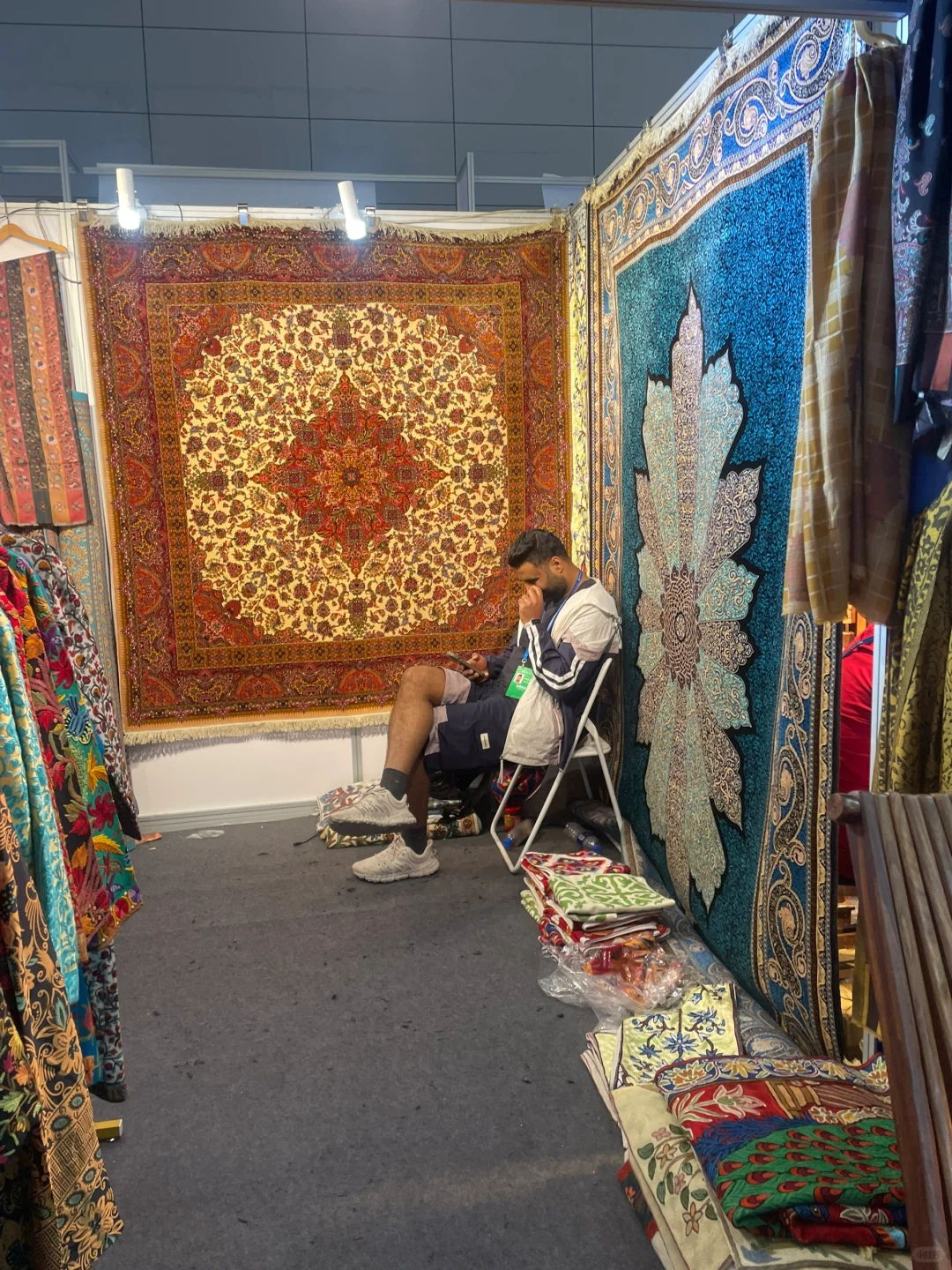 研0如何填满生活｜赴约亚欧博览会?