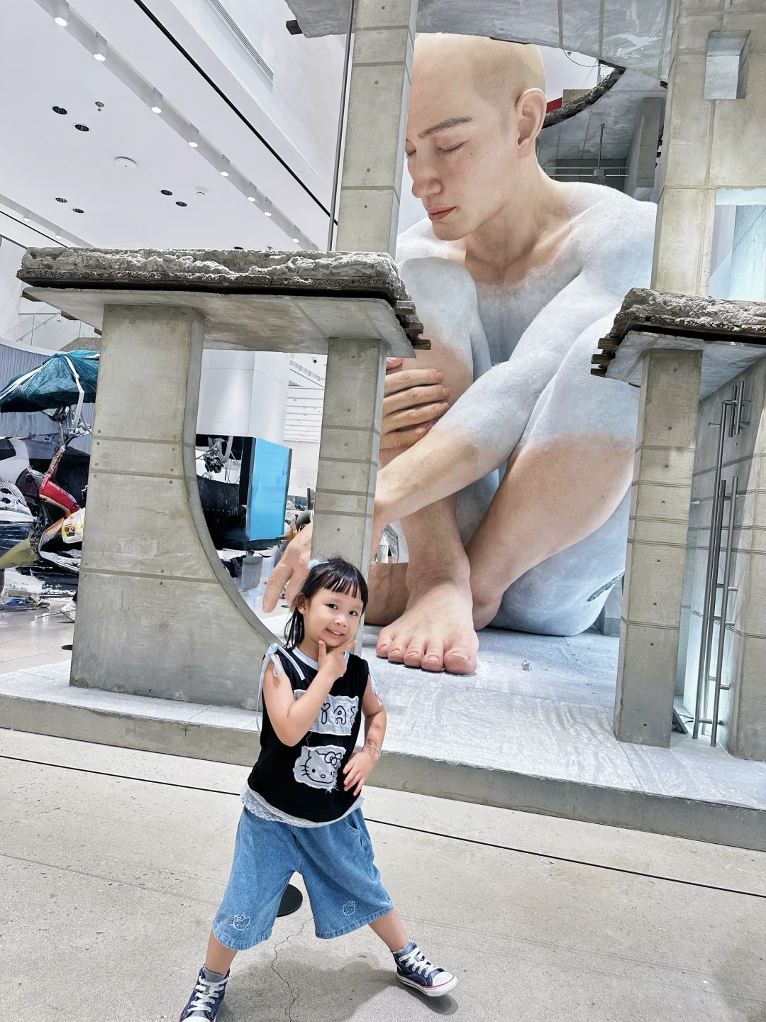 末班车巨人展，不是展，人是巨