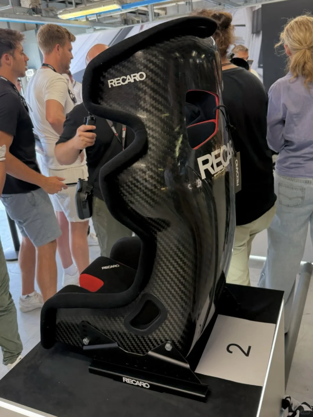 RECARO在意大利新款发布，POLE更新换代！