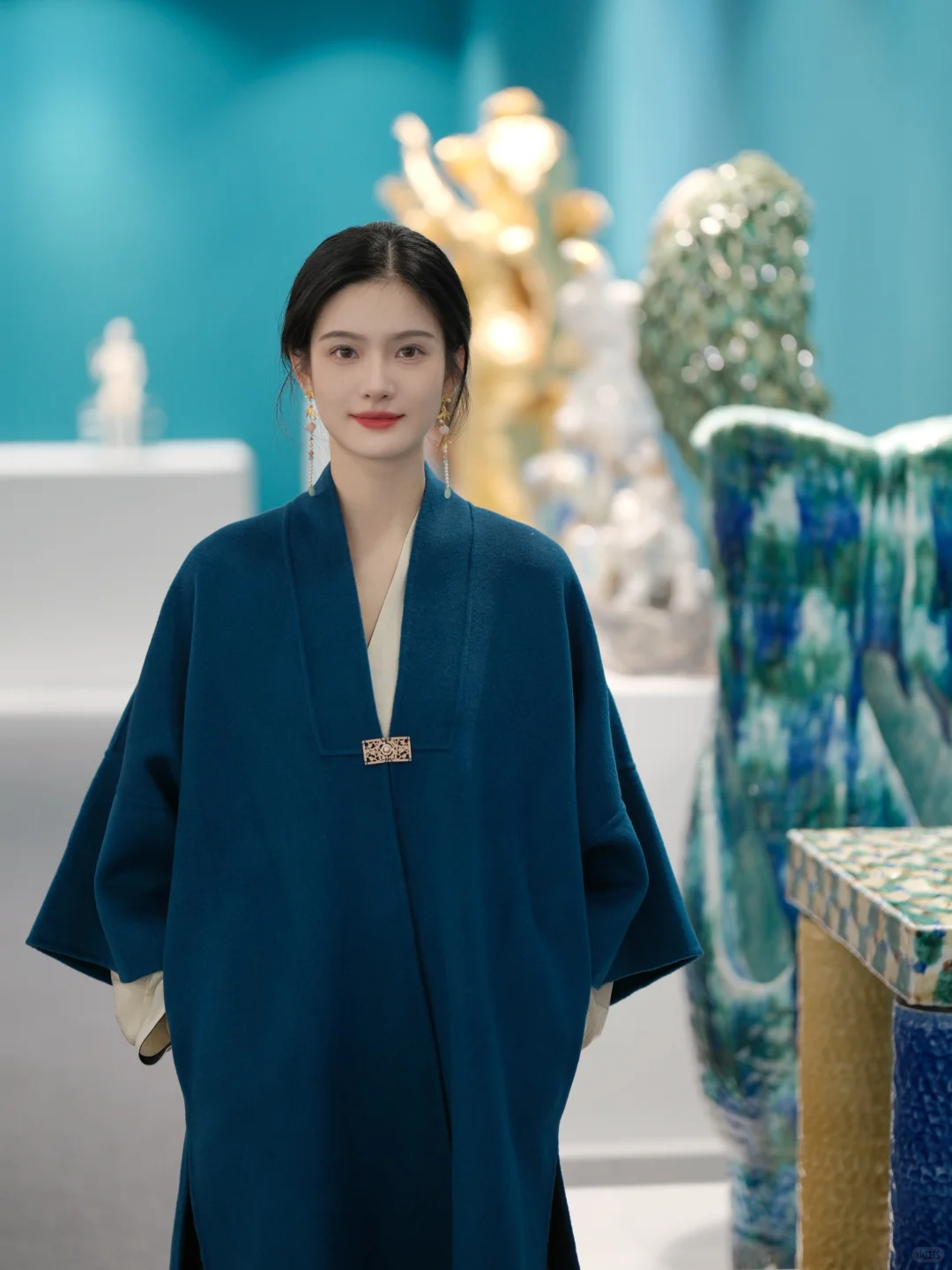 在文博会被老爷爷夸大方又得体