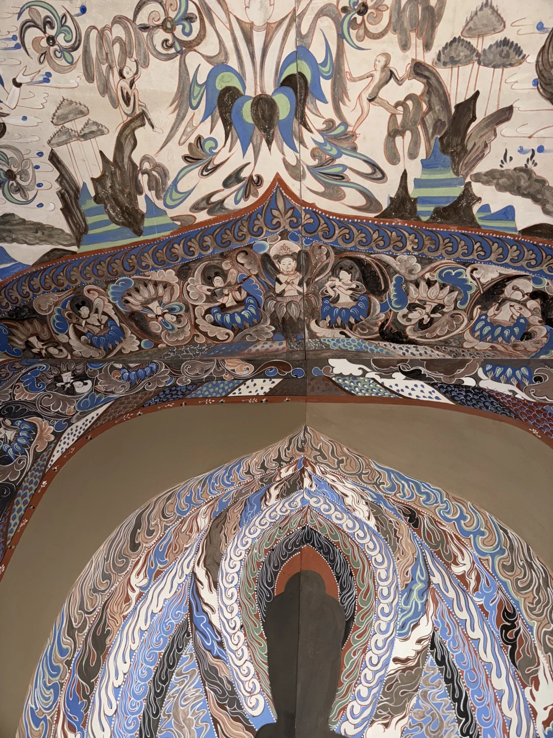 央美毕业设计展day1｜逐光而行 与光同行