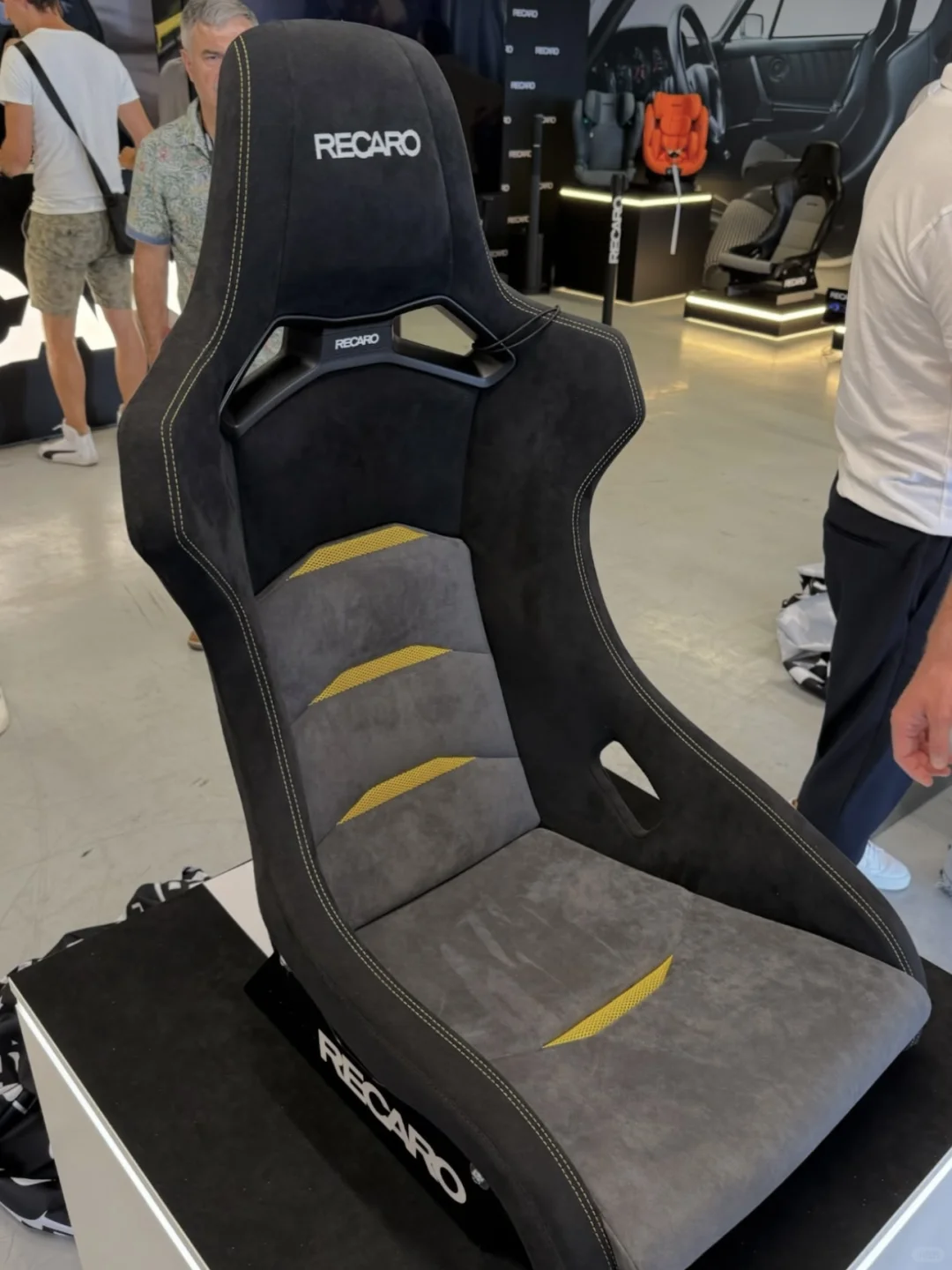 RECARO在意大利新款发布，POLE更新换代！
