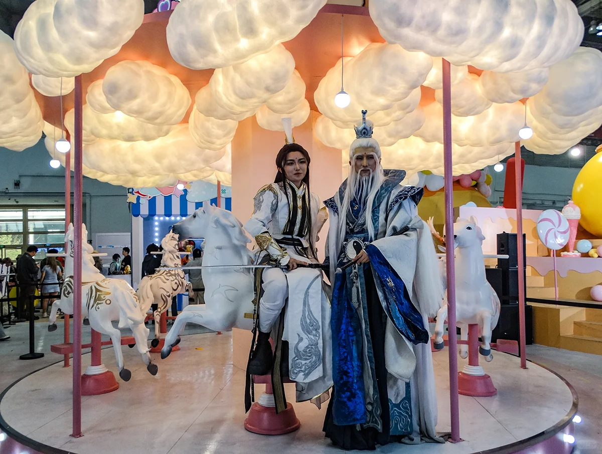 到国际展览中心看动漫展