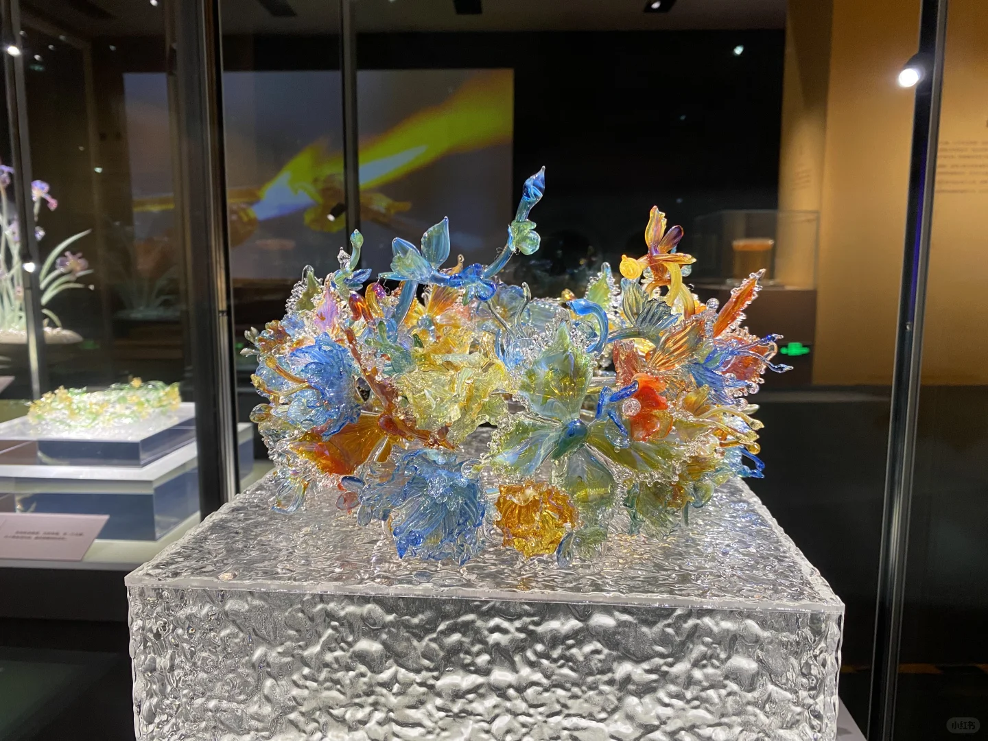 都去看琉璃展吧～