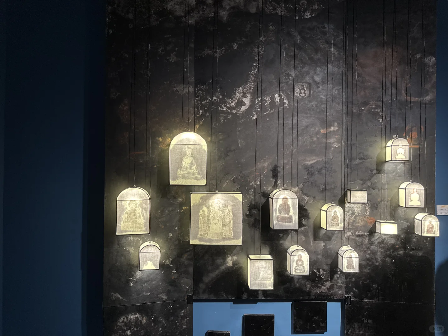 央美毕业设计展day1｜逐光而行 与光同行