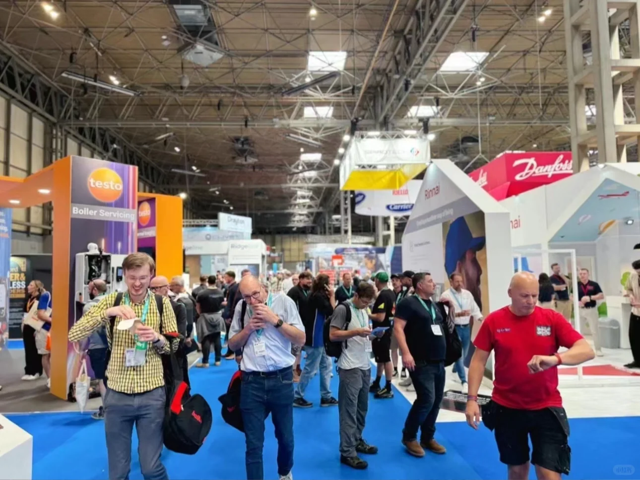 展会怎么吸引外国客户