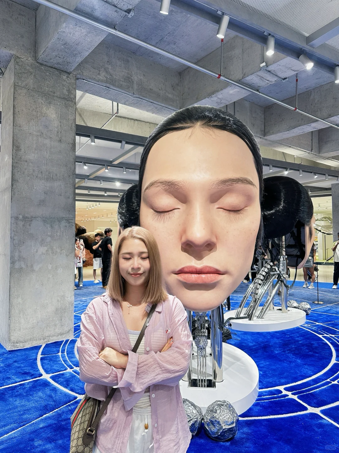 末班车巨人展，不是展，人是巨