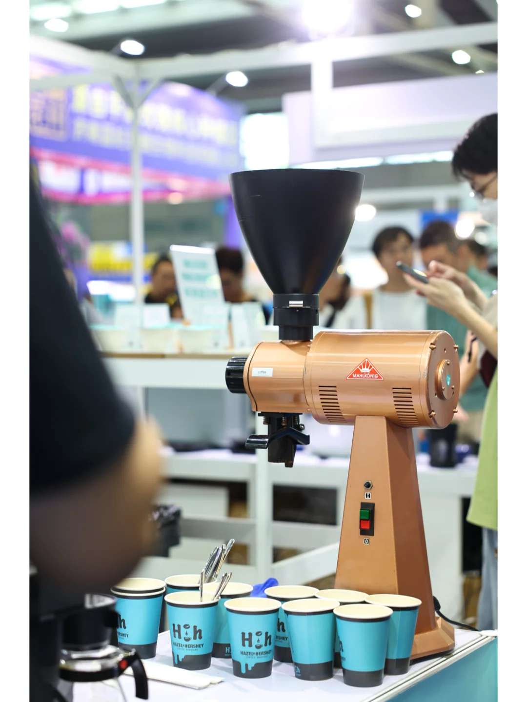 感觉今年的深圳CafeeX比往年小也没往年好逛