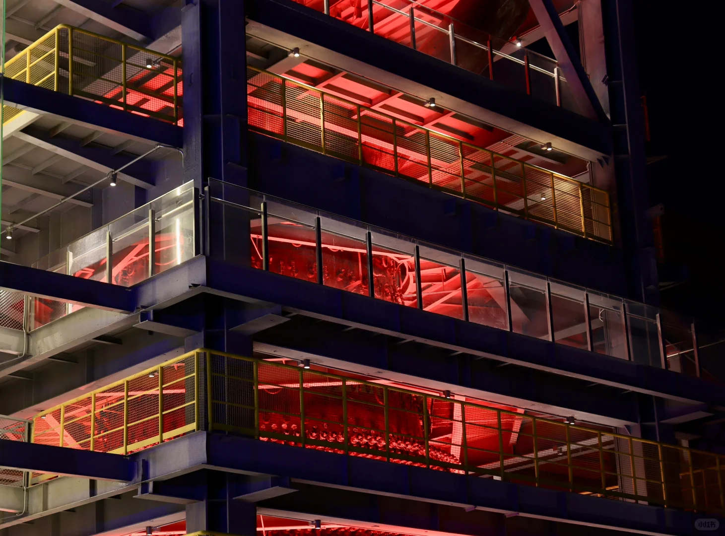 石钢工业园里的赛博朋克