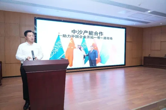 广州跨境电商交易会火热招展中，人多热闹?
