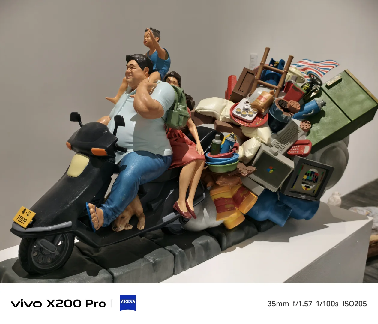 2025广美毕业展~二楼夹层展品
