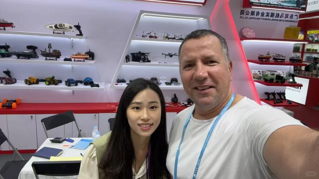 这次展会我拍到了人生照片?