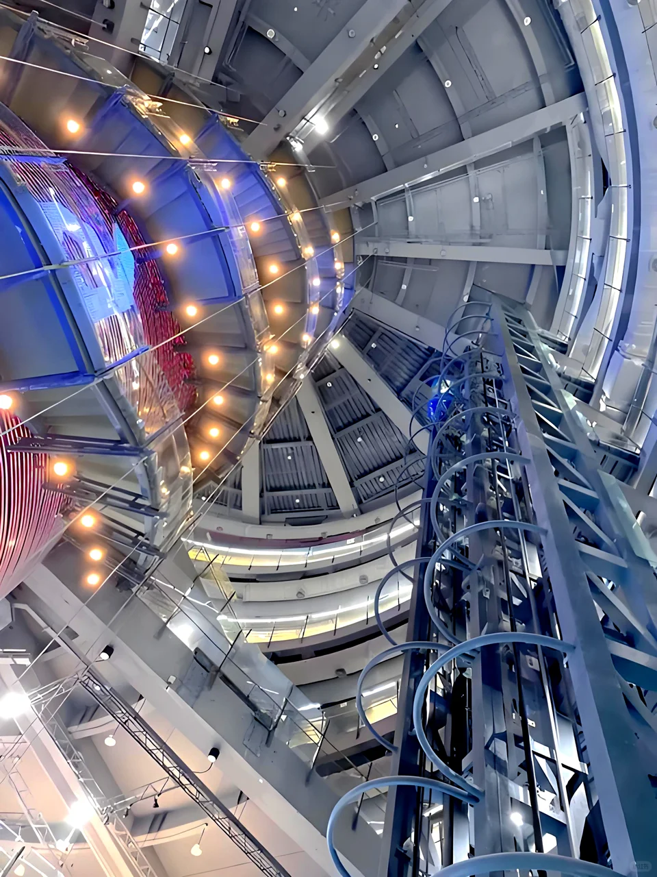 溜娃好去处，深圳最魔幻的展览馆