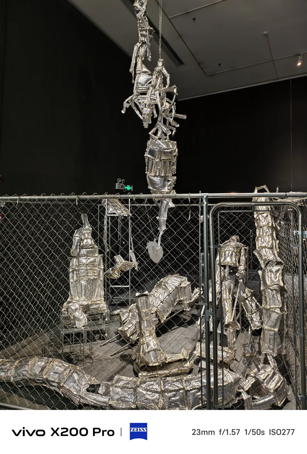 2025广美毕业展~二楼夹层展品