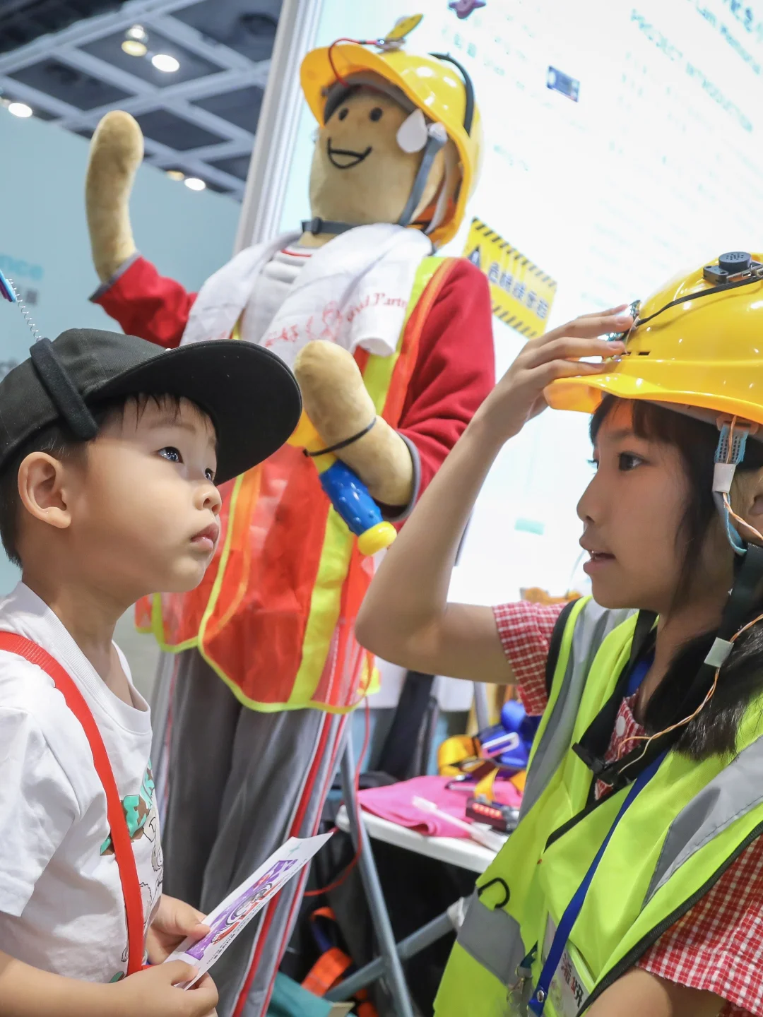香港创科展，和孩子当一天未来科学家???