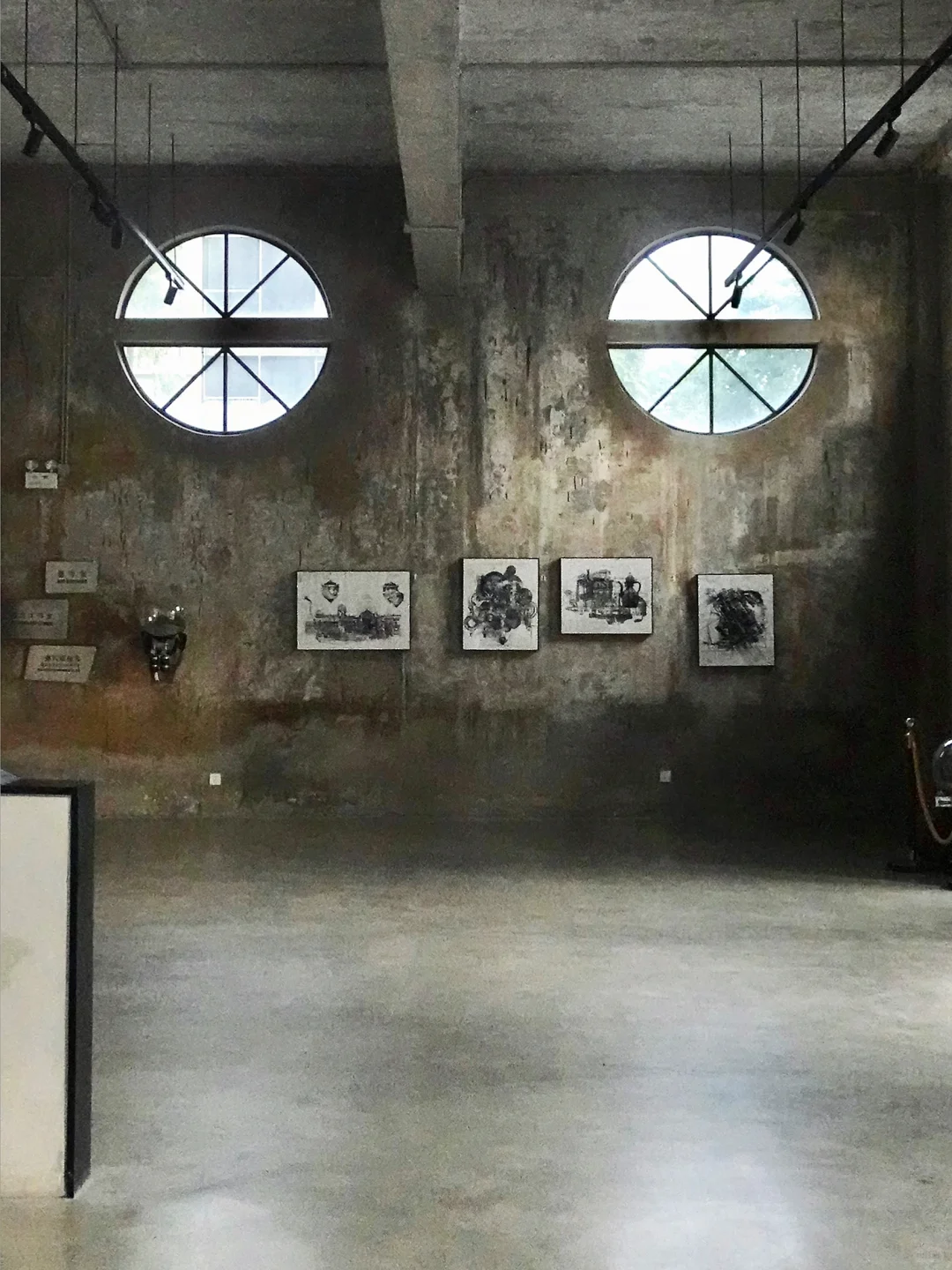 Look in my eye‼️老工业区爆改超现实主义?