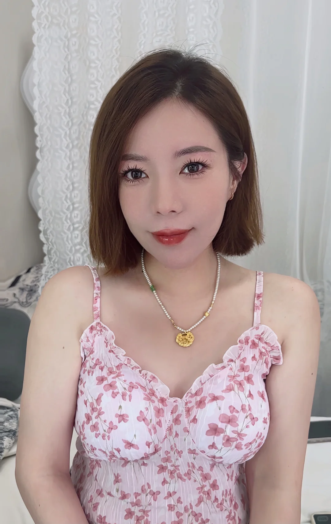 32岁老女人，妈感也很美