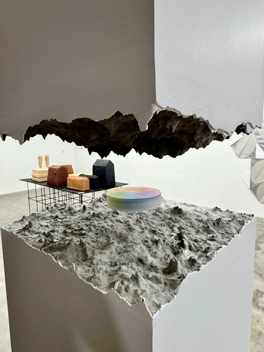 山中天艺术中心新展｜重新定义雕塑边界