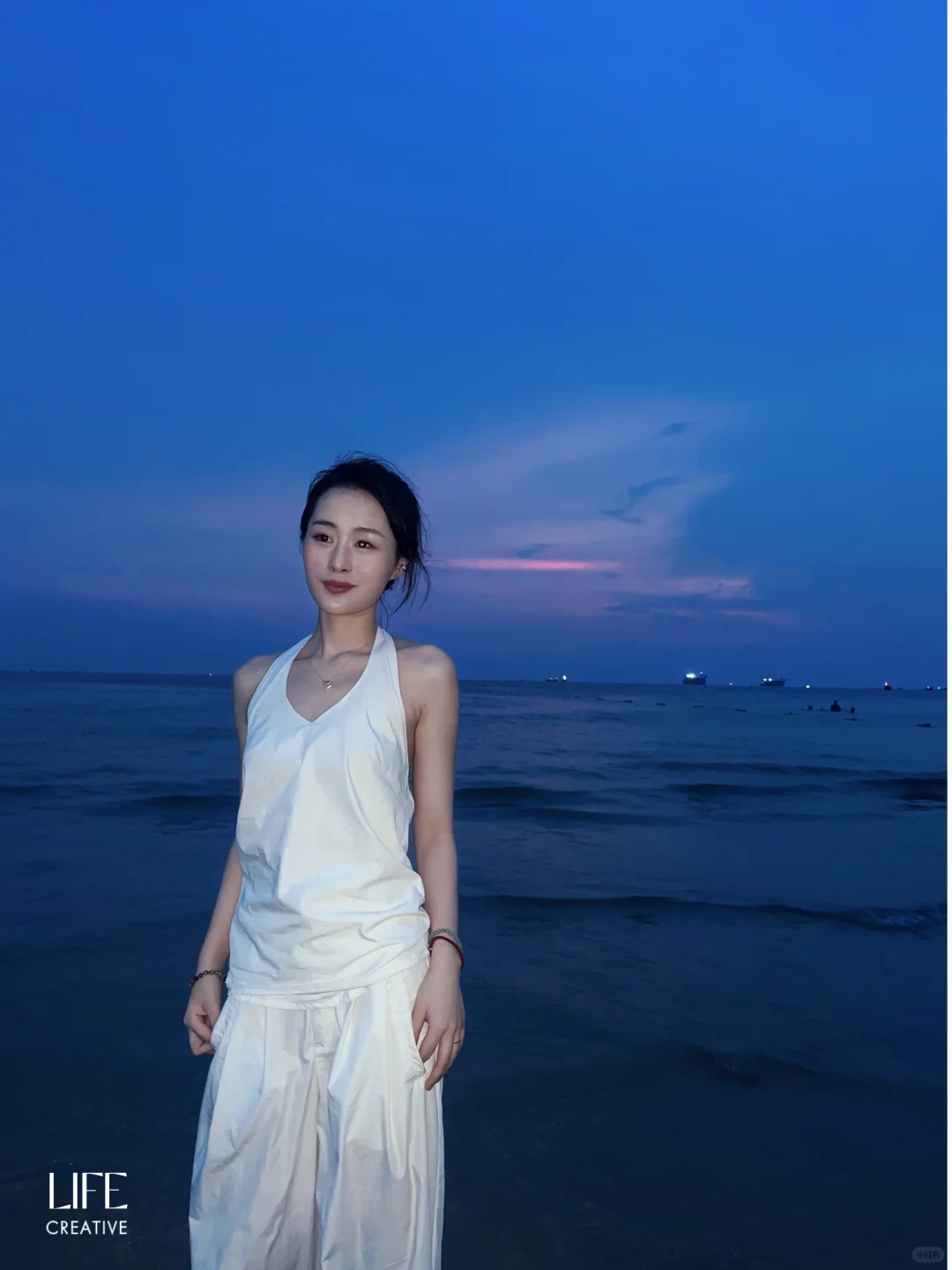 当我穿这套去了海边……