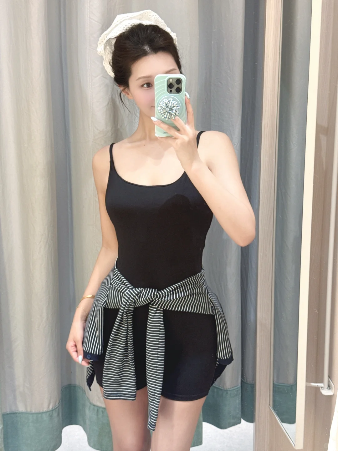 “舞蹈生”风连体瑜伽服?