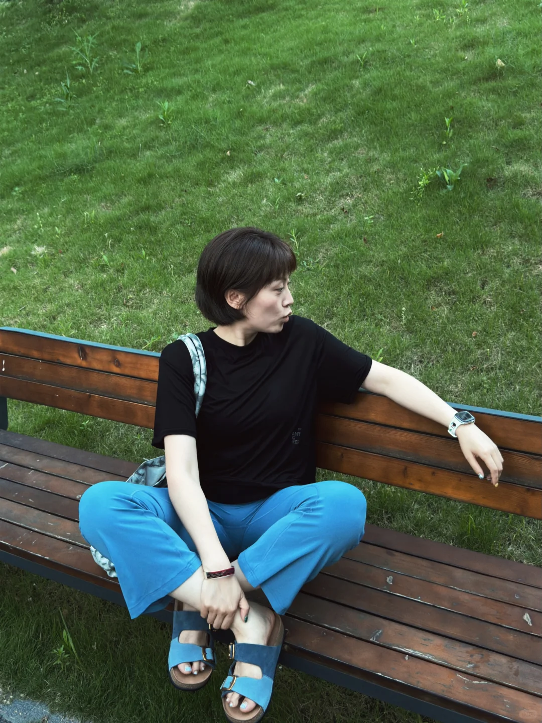 这几年穿瑜伽裤最大的快乐：先请柔软对自己