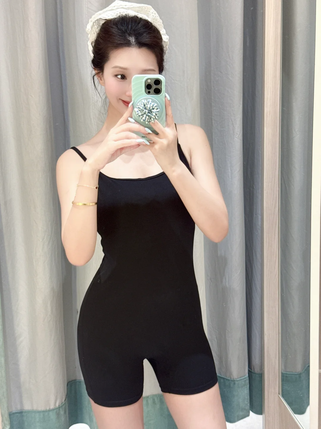 “舞蹈生”风连体瑜伽服?