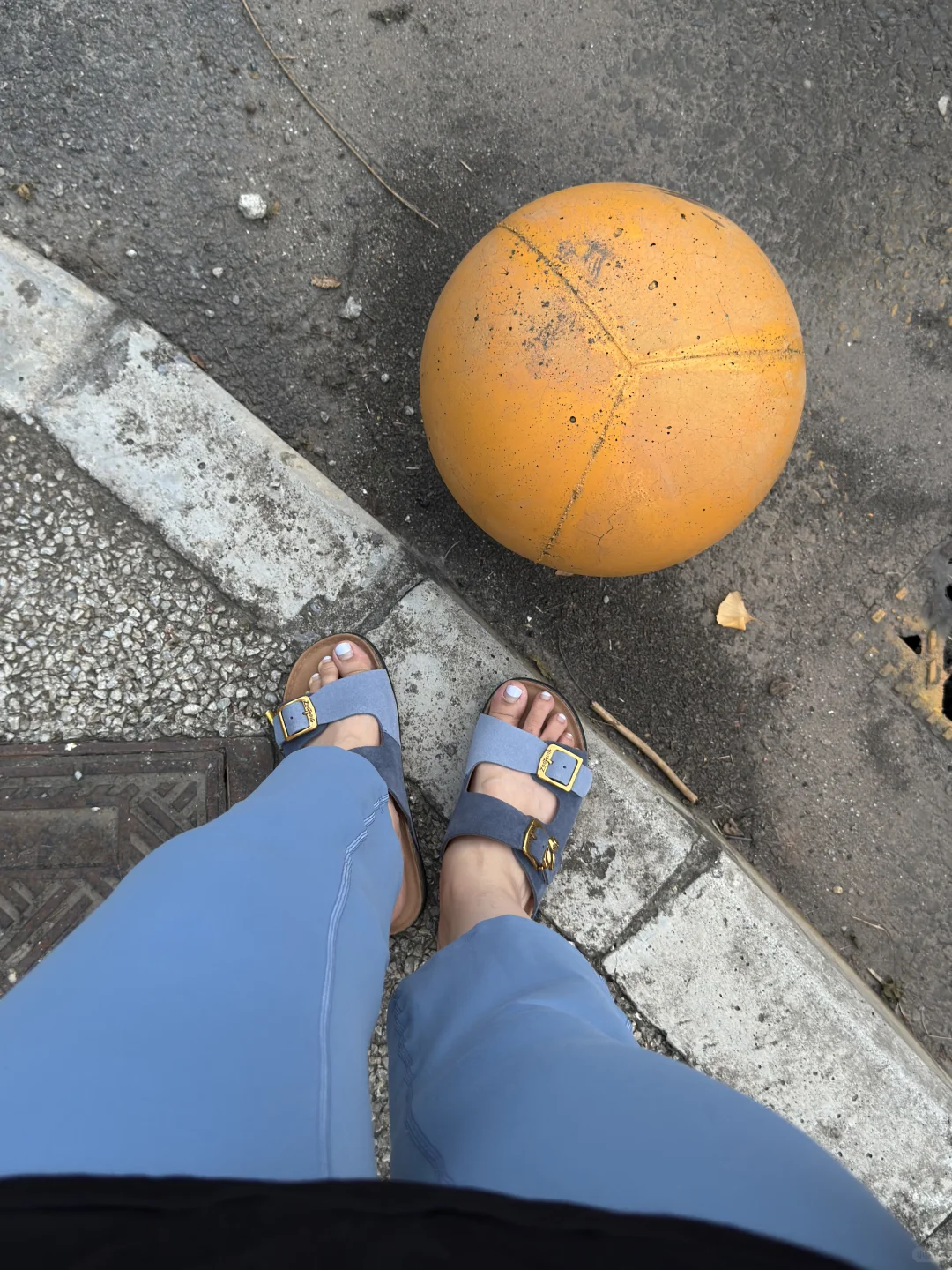 这几年穿瑜伽裤最大的快乐：先请柔软对自己