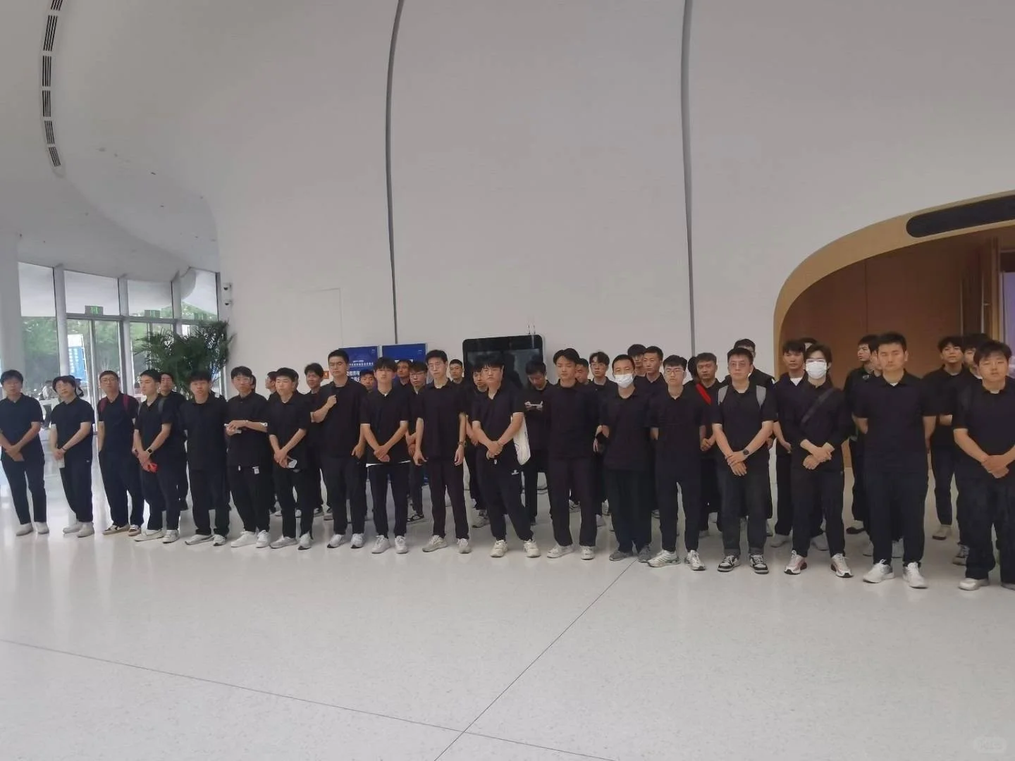 深圳展会会务公司 展会志愿者 展会礼仪