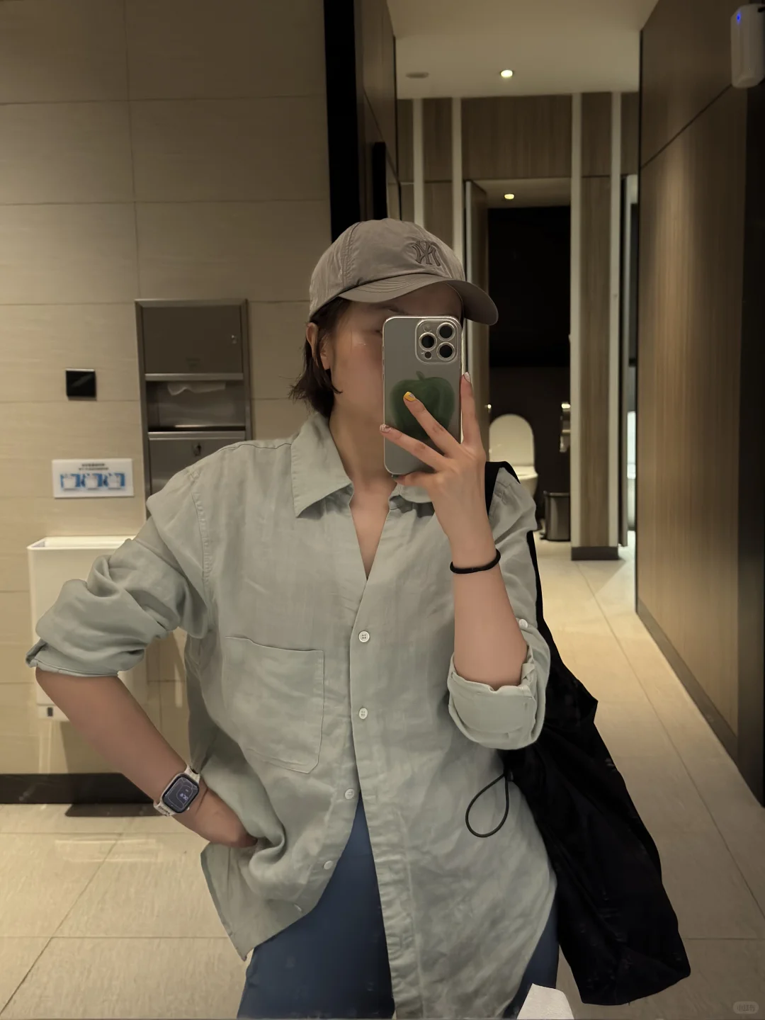 这几年穿瑜伽裤最大的快乐：先请柔软对自己