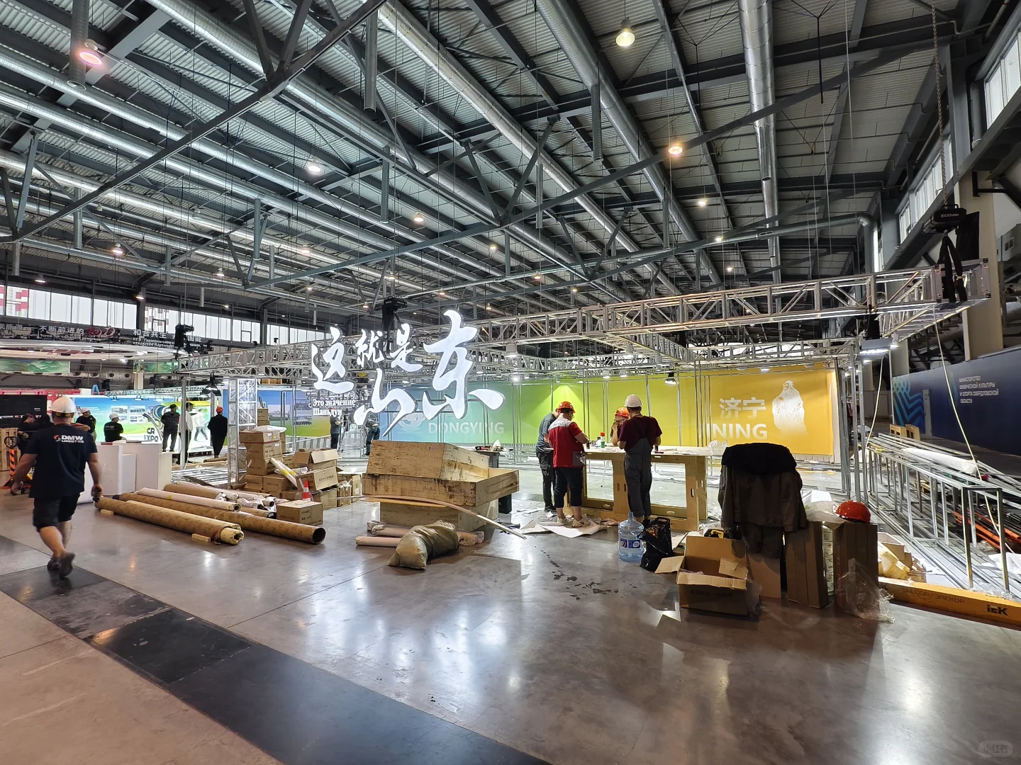 叶卡捷琳堡工业展装修进入收尾阶段！