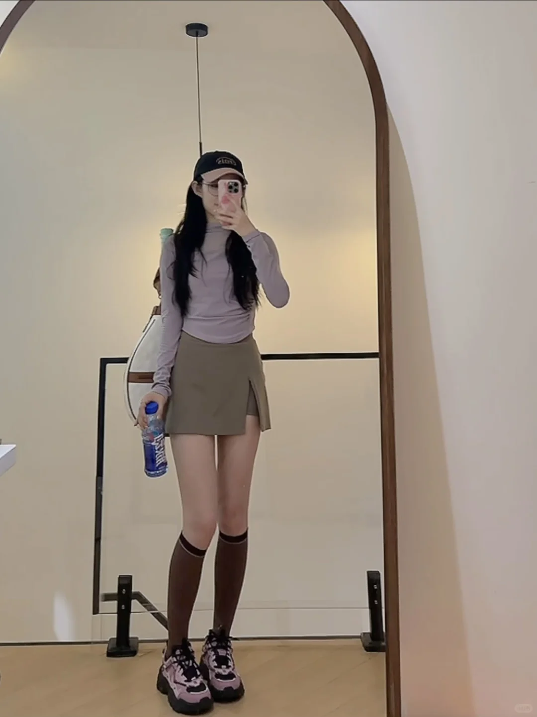 穿瑜伽服来打网球啦?
