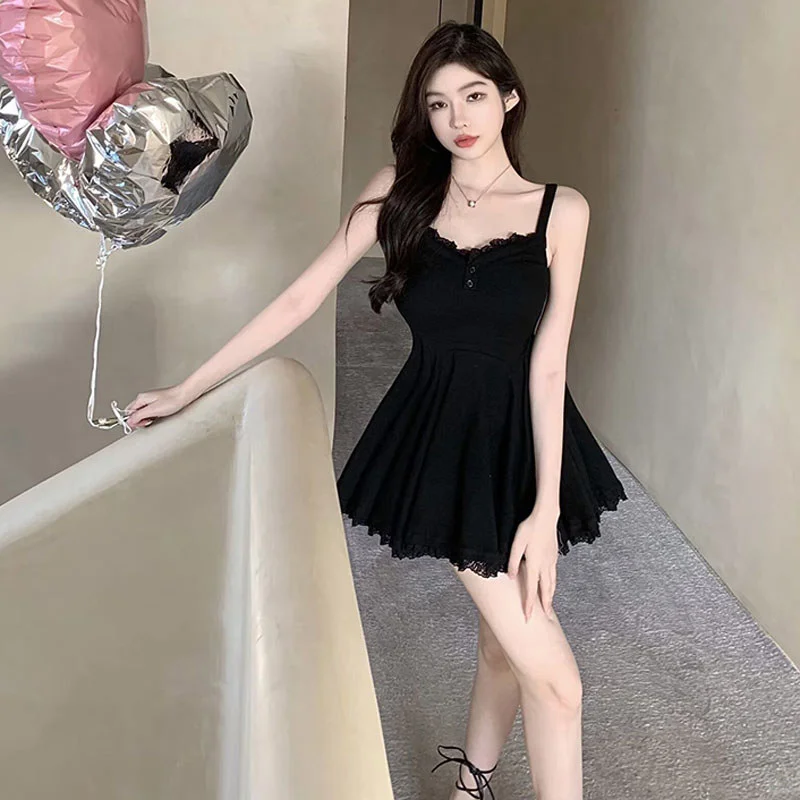 纯欲性感蕾丝拼接吊带连衣裙女夏季新款收腰