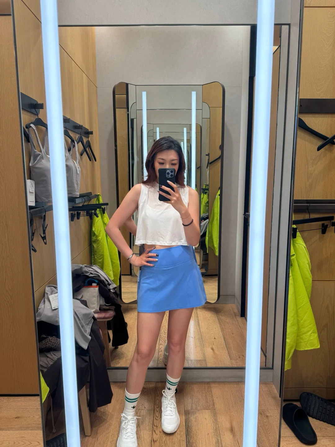 lululemon?新品，徘徊俩小时了帮我选颜色❗️