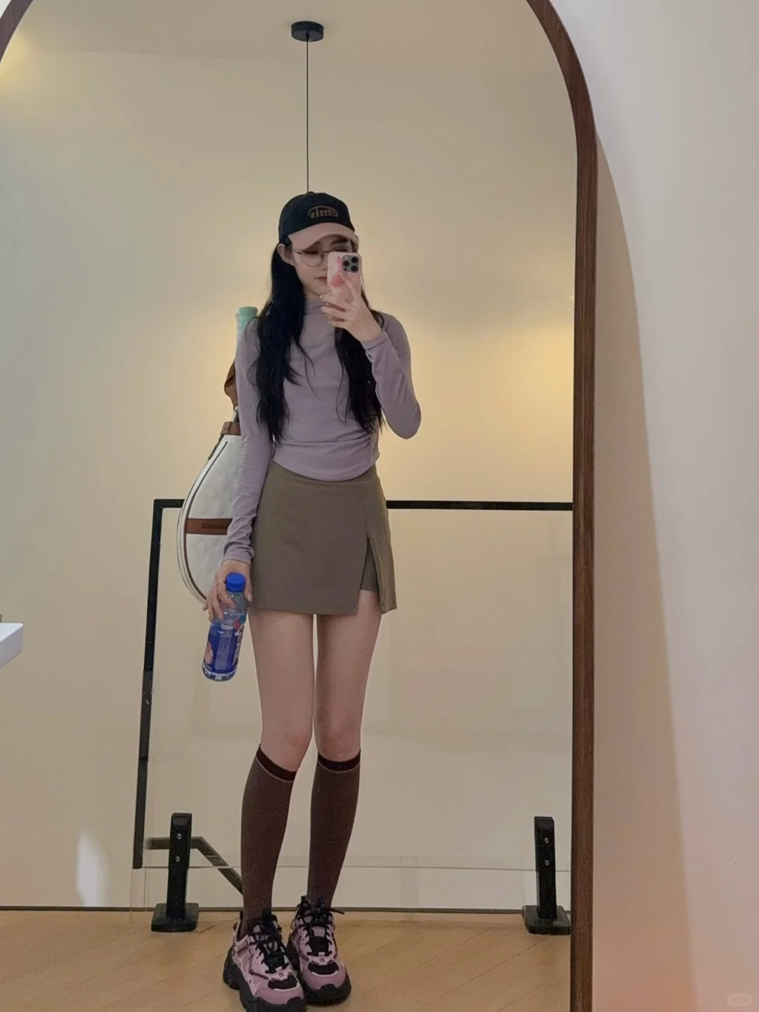 穿瑜伽服来打网球啦?